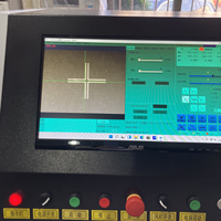 Mini macchina per il taglio del vetro con pad CNC con posizionamento CCD prezzo di fabbrica macchina per il taglio del vetro ad alta precisione