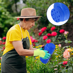 Épandeur d'<span class=keywords><strong>engrais</strong></span> portatif en gros Épandeur de pelouse avec trou réglable Outil de jardinage pour la fonte de la glace de sel de graine - Product Image 5