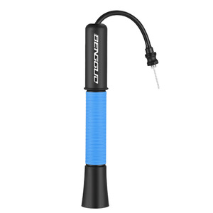 Bomba de aire portátil Yueli de nailon azul con aguja para baloncesto, fútbol y voleibol - Product Image 1
