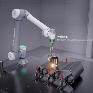 Robot Colaborativo DOBOT CR7A, Carga Útil de 7 kg, Alcance de 800 mm, IP54, Repetibilidad de ±0.02 mm, para Automatización <span class=keywords><strong>en</strong></span> Laboratorios Educativos - Product Image 3