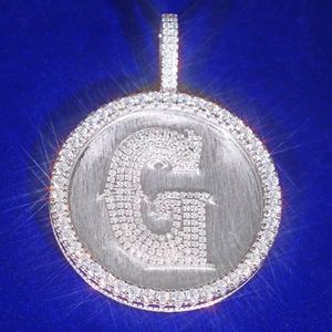 Joyería Yu Ying, Colgante de Plata 925 con Certificado GRA, Letra G Grande, Dije de Moissanita para Estilo Hip Hop - Product Image 4