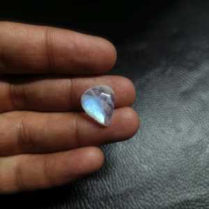 Pierre de Lune Arc-en-ciel Naturelle en Forme de Poire Cabochon 5,06 Carats, Pierre Précieuse Non Montée, Qualité Exceptionnelle, Fournisseur en Gros, Fabricant Inde - Product Image 6
