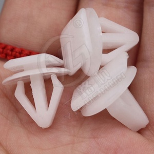 <span class=keywords><strong>D649</strong></span> adapté aux Clips de rivets de fixation en nylon en gros à bas prix de porte de voiture - Product Image 6