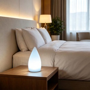 사각형 플라스틱 LED 장식 테이블 램프, 레스토랑, 침실, 호텔, 바용 리모컨 AC 전원 공급 장치 포함 - Product Image 2