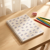 Carnet de notes A4 avec spirale plastique, couverture anti-rayures et pages intérieures colorées, 100 feuilles, motif bébé éléphant