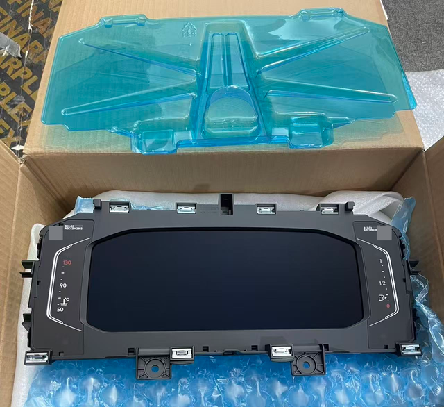Original Factory New LCD Instrument Cluster 22D920320D for Volkswagen Sagitar, Tayron, Tavay, Tharu, Lavida, and Bora