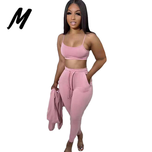 Commercio all'<span class=keywords><strong>ingrosso</strong></span> di alta qualità Logo personalizzato cotone <span class=keywords><strong>donna</strong></span> Crop Blanks felpe con cappuccio Set 3 pezzi due pezzi Set <span class=keywords><strong>abbigliamento</strong></span> <span class=keywords><strong>donna</strong></span> - Product Image 4