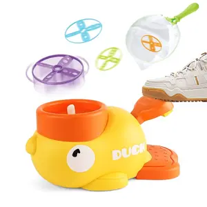 EPT nuovo Design per esterni Mini Ufo Duck disco volante Step-on Flying Disc Launcher giocattolo