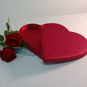 Custom Red Heart Shaped Boxes Wholesale Packing Paper Gift Box Heart Shaped Box