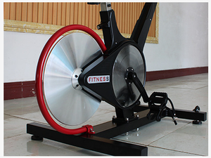 Vélo d'exercice résistance magnétique réglable entraînement par courroie silencieux vélo d'intérieur pour la maison <span class=keywords><strong>Cardio</strong></span> Gym Fitness vélo stationnaire M - Product Image 4