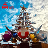 Manège Arbre de Noël pour Parcs Extérieurs, Manège Arbre de Noël en Fibre de Verre, Métal et Acier, Attraction de Parc d'Attractions, Centres Commerciaux