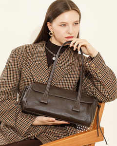 กระเป๋าหนังสีแทนผักกระเป๋าใต้วงแขนหมอนกระเป๋าสะพายไหล่กระเป๋ามือถือสำหรับผู้หญิงกระเป๋าอเนกประสงค์ทันสมัย - Product Image 1