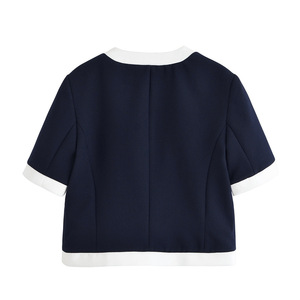 Vente en gros Haut à manches courtes décontracté pour femmes, couleur contrastée, coupe ajustée, vêtements pour femmes - Product Image 3