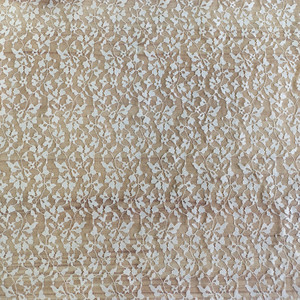 Tissu en dentelle française <span class=keywords><strong>Chantilly</strong></span> 100 % polyester brodé de fleurs 3D en jacquard floral sur tulle, marque HG, best-seller à prix réduit - Product Image 3