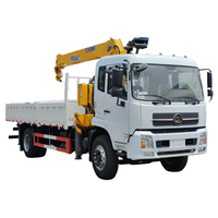 Camion grue mobile CLW 210 ch 4x2 avec capacité de levage de 6,3 tonnes, flèche extensible jusqu'à 15 m de hauteur maximale