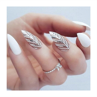 Ongles longs et tranchants à couverture complète en forme d'amande, imprimés à la machine, art argenté, faciles à porter, détachables, à poser sur les ongles
