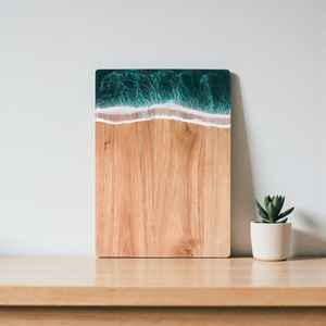 Tabla de Cortar de Madera Moderna Personalizada, Tabla de Queso de Resina con Resina Epoxi, Madera de Acacia y Olivo para Cortar - Product Image 1