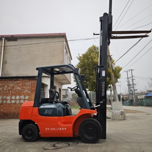 Japanese 3 Ton Internal Combustion <b>Forklift</b> Used Toyota 3 Ton <b>Forklift</b> with Side Shift for container - Product Image 6