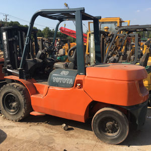 TOYOTA FD50-carretilla elevadora usada de alta calidad, venta al por mayor, gran oferta - Product Image 1