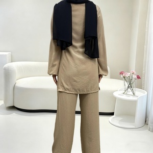 Muslim Women's <b>Modest</b> 2pcs <b>Set</b> - Split Sides Loose Top & Wide Pants with Pockets, Long Lantern Sleeve, Casual Daily Wear (2327) - Product Image 3