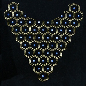 Fornitore di <span class=keywords><strong>Motivi</strong></span> in Strass di Alta Qualità per Colletti, Design per Colletti con Applicazioni Termoadesive per Abbigliamento - Product Image 5