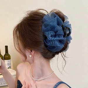 Pince à cheveux en maille filetée motif floral pour l'été, pince requin pour femmes et filles, accessoires de coiffure - Product Image 2
