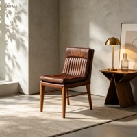 Chaise de salle à manger en cuir style Mid-Century Modern, capitonnée, marron tabac, pieds en bois massif, sans accoudoirs, pour salle à manger