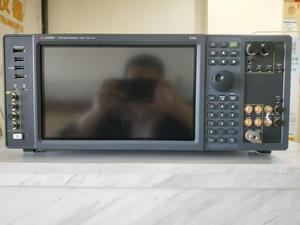 Generador de Señales de Microondas KEYSIGHT M9384B VXG - Product Image 5