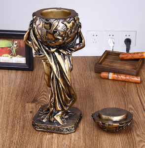 Sculpture d'art en résine de la mythologie grecque Qingtian God, décoration de bureau moderne, sculpture d'animaux, sculpture d'hôtel pour la maison - Product Image 4