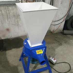 Macchina verticale del chip del frantoio della schiuma del frantoio automatico della smerigliatrice della spugna di vendita calda da vendere