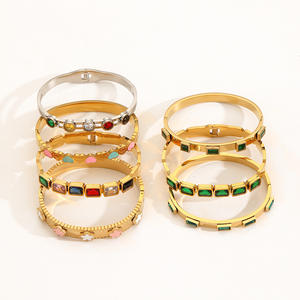 กำไล<span class=keywords><strong>ข้อ</strong></span><span class=keywords><strong>มือ</strong></span>เปิดทรงเหลี่ยมหรูหรา ประดับเพชรซิคอนหลากสี ชุบทอง 18K บนสแตนเลสสตีล สำหรับผู้หญิง เครื่องประดับแฟชั่นทันสมัย - Product Image 2