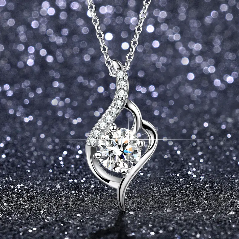2024 Hot Sale Big Mossan Stone Diamond Clavicle Chain Heart-shaped Flower Deer Antler Shape Zircon Necklace