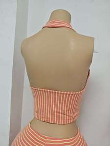 Completo Due Pezzi a Righe da <span class=keywords><strong>Donna</strong></span>, Top Halter e Pantaloni Capri, Abbigliamento Estivo per Vacanze, Best Seller, Logo Personalizzato, Tendenza Moda - Product Image 4