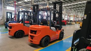 EVERLIFT 4 Ton Yüksek Verimli Çok Fonksiyonlu Dizel Forklift Aynı Güçte Atölye Ağır Malzeme Taşıma - Product Image 5