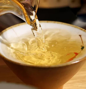 Thé <span class=keywords><strong>Oolong</strong></span> au lait élégant et rafraîchissant Thé <span class=keywords><strong>Oolong</strong></span> Jin Xuan de Taiwan Thé <span class=keywords><strong>Oolong</strong></span> au lait en feuilles détachées Emballage sous vide Personnalisation - Product Image 5