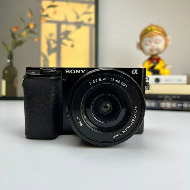 95% New Sonys A6100 24.2mp 4k Video Recording Mirrorless Camera