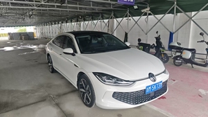 Lamando L 2022 d'occasion, 3-5 ans, 280TSI DSG <span class=keywords><strong>Kula</strong></span> Edition, 29000 km, en bon état - Product Image 4