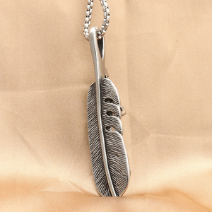 Stainless Steel Feather Pendant With Eagle Claw Design Themed For Men Gift Jewelry Summer 2021 - Product Image 3