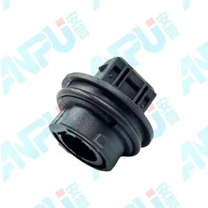 S25 ซ็อกเก็ตหลอดไฟ RZ 01 A0167 12V พลาสติกแบบไม่ต้องต่อสายดินสำหรับเรโนลต์ วอลโว่ อีเวโก - Product Image 3