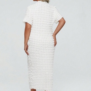 Vente en gros de robes pour femmes de haute qualité, sur mesure, OEM, ODM, mode décontractée, col rond, manches courtes, robe midi - Product Image 6