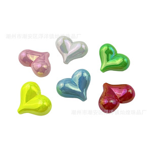 Heart Shape Acrylic <b>Beads</b> With Hole For Jewelry Making Summer 2024 Chaozhou Origin - Product Image 5