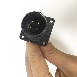 สายเคเบิลหุ่นยนต์ FANUC ชุดอุปกรณ์อินพุต CRRA30 เบรกเกอร์ QF1 - Product Image 4