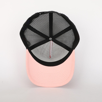 Casquette de camionneur à 5 panneaux avec logo personnalisé, rayures brodées, patch en cuir tissé tendance pour les sports de plein air, broderie 3D
