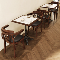 Retro-Stil Gewerbliche Möbel Esstische Stühle Set Holz-Leder-Stühle für Cafés Westliche Restaurants Milchtee-Läden