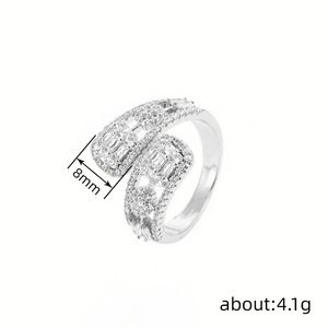 Anello Aperto Regolabile per Donne, Design Semplice per Uso Quotidiano - Product Image 4