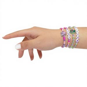 MUESTRA RETAIL H.E.R. Set de 8 Pulseras de la Amistad con Cuentas y Diseño de Stitch, Licenciadas, para Niñas, Estilo Bestie BFF, Elásticas, Hechas en PRC - Product Image 1