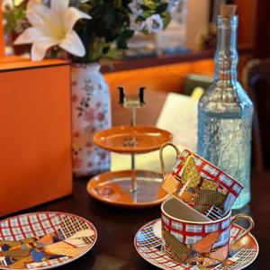 Service à thé et café <span class=keywords><strong>en</strong></span> porcelaine fine pour la maison – Créatif, polyvalent, idéal pour les banquets, les dîners, les goûters, les cadeaux d'affaires, et comme ensemble de tasses pour couple. - Product Image 5