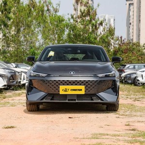 Changan UNI-V 2025 – Berline <span class=keywords><strong>Sportive</strong></span> de <span class=keywords><strong>Luxe</strong></span> à Essence 500 Bar, Vitesse Maximale 205 km/h – Nouveaux Véhicules Changan UNI-V – Exportation Chine - Product Image 4