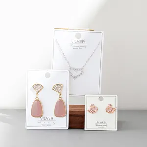 Benutzer definierte Logo-Schmuck karte für Halskette Luxus-Schmuck-Display halter Weiße Ohrring karte Papier verpackungs karten