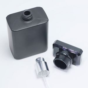 Empty Luxury Custom clear Black Hand Closed 30ml 50ml 100ml <b>Spray</b> <b>Perfume</b> <b>Bottle</b> with Pump - Product Image 3